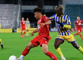 Super League: ο Βόλος παραχώρησε λευκή ισοπαλία στον Παναιτωλικό