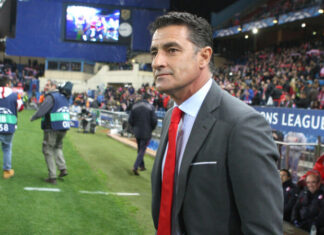 Super League: ο Μίτσελ επόμενος προπονητής του Ολυμπιακού