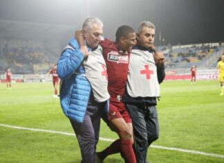 Super League: κάταγμα κνήμης και περόνης ο Ελίασον