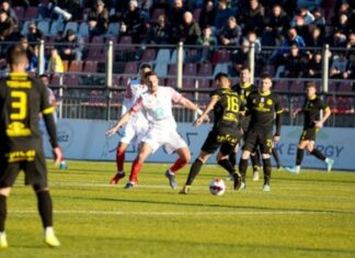 Super League 2: ο Πανσερραϊκός νίκησε 2-0 την Αναγέννηση Καρδίτσας