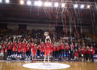 Κύπελλο Μπάσκετ: ο Ολυμπιακός νίκησε εύκολα το Περιστέρι στον τελικό