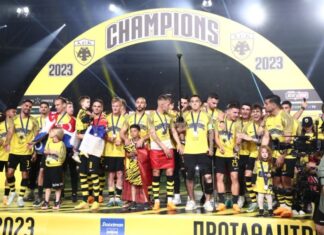 Super League: πρωταθλήτρια η ΑΕΚ