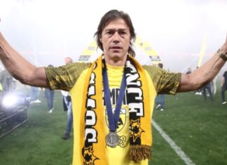 Super League: ο Αλμέιδα, ο δεύτερος Αργεντίνος προπονητής που κατακτά πρωτάθλημα