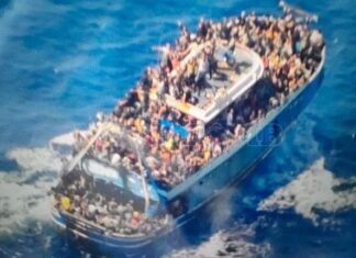 Τριήμερο Εθνικό πένθος για την τραγωδία στην Πύλο