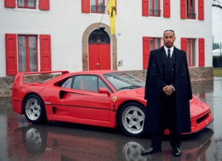 Formula 1: Η πρώτη μέρα του Hamilton στο Μαρανέλλο – Δοκιμές, αυτόγραφα και η εμβληματική φωτογραφία!